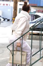 JENNIFER LOPEZ Arrives at Dance Studio in Los Angeles 02/17/2023