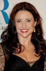 JULIA LOUIS-DREYFUS at Museum of Television & Radio Honors Leslie Moonves and Jerry Bruckheimer 09/30/2006