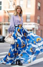 JULIANNE HOUGH at Carolina Herrera Show at New York Fashion Week 02/13/2023