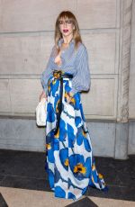 JULIANNE HOUGH at Carolina Herrera Show at New York Fashion Week 02/13/2023
