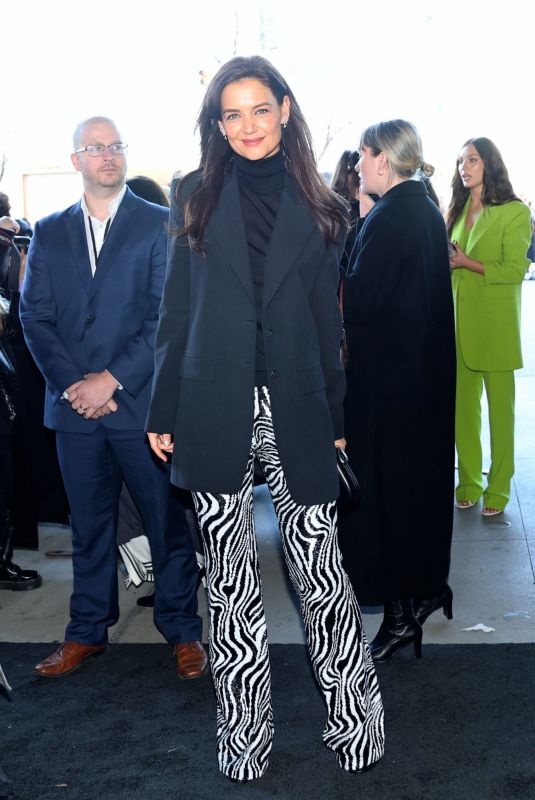 KATIE HOLMES at Michael Kors Fashion Show in New York 02/15/2023