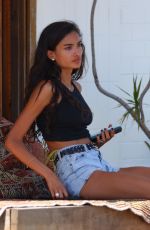 KELLY GALE and Joel Kinnaman Out in Bondi Leaves Depot Cafe and Orchard 02/112/2023