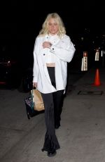 KESHA Out for Valentine