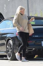 KESHA Out Shopping in Los Angeles 02/02/2023