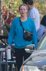 KRISTEN BELL Heading to Morning Workout in Los Feliz 02/21/2023
