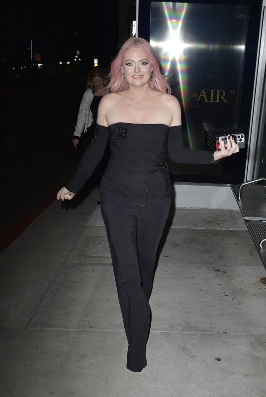 LAUREN ASH Leaves Healthy Humor Benefit in West Hollywood 02/22/2023