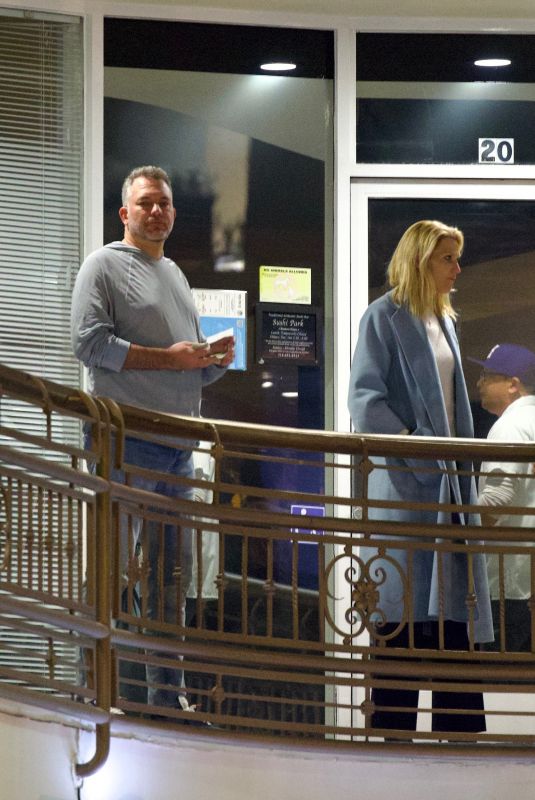LINDAY SHOOKUS Out for Dinner with a Mystery Man at Sushi Park in Los Angeles 02/17/2023