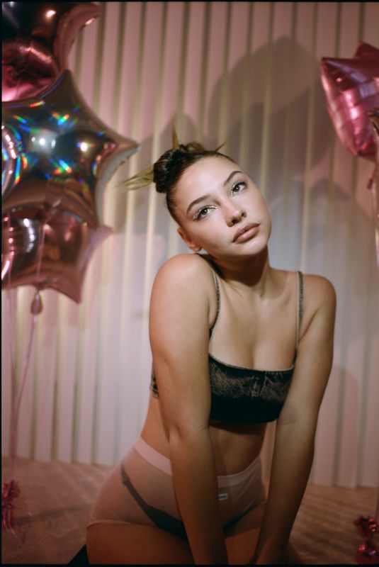 MADELYN CLINE for W Magazine, February 2023