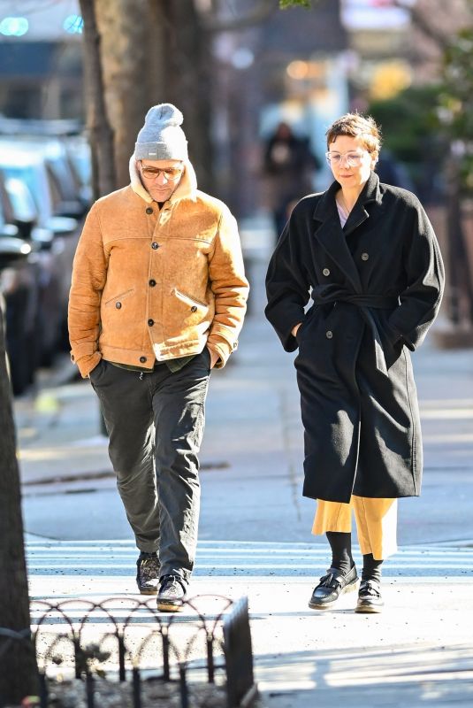 MAGGIE GYLLENHAAL and Peter Sarsgaard Out in New York 02/06/2023