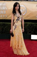 MENA SUVARI at 11th Annual Screen Actors Guild Awards 02/05/2005