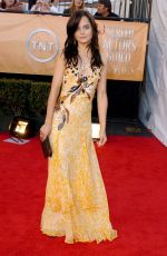MENA SUVARI at 11th Annual Screen Actors Guild Awards 02/05/2005