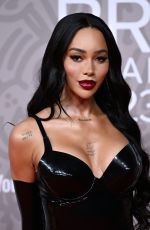 MUNROE BERGDORF at Brit Awards 2023 at O2 Arena in London 02/11/2023
