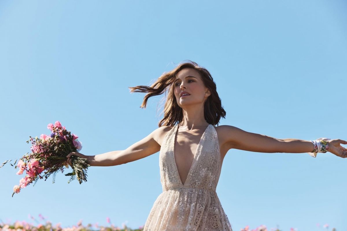 Natalie Portman Stars in Miss Dior Fragrance Campaign