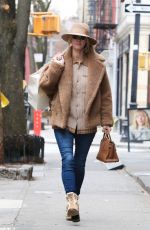 NICKY HILTON Out i New York 02/07/2023