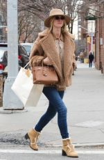 NICKY HILTON Out i New York 02/07/2023