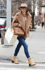 NICKY HILTON Out i New York 02/07/2023