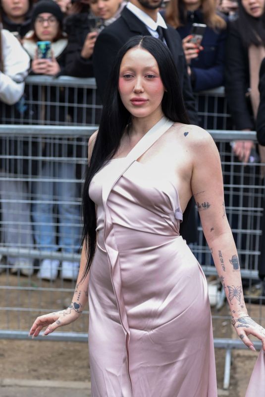 NOAH CYRUS Out at Fashion Week in Milan 02/22/2023