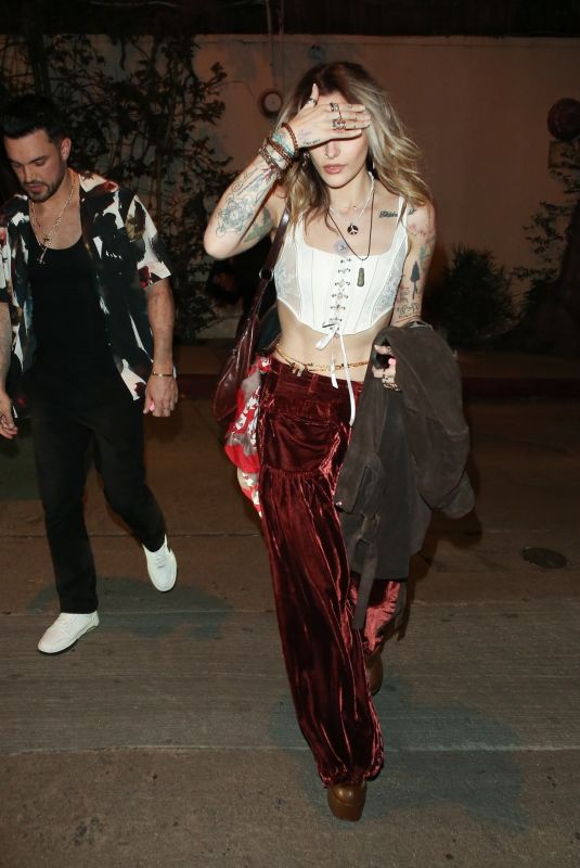 PARIS JACKSON Arrives at a Grammy Party at a Private Residence in Los Angeles 02/03/2023