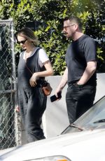 Pregnant CAREY MULLIGAN Heading to Alfred in West Hollywood 02/07/2023