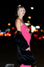 Pregnant DEVON WINDSOR Night Out in New York 02/11/2023