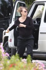 Pregnant KALEY CUOCO Films in Los Angeles 02/16/2023