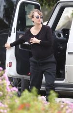 Pregnant KALEY CUOCO Films in Los Angeles 02/16/2023