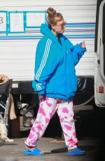 Pregnant KALEY CUOCO on the Set of Based on a True Story in Los Angeles 02/08/2023