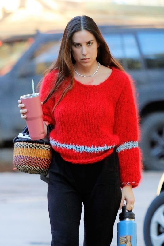 SCOUT WILLIS at a Gas Station in Los Feliz 02/07/2023