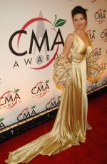 SHANIA TWAIN at 39th Annual CMA Awards 11/15/2005