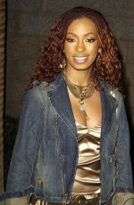SOLANGE KNOWLES at 2002 Billboard Music Awards 12/09/2002