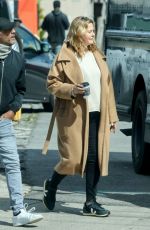 ALICIA SILVERSTONE Out for Tea at Alfred
