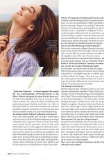 ANNE HATHAWAY in Instyle Magazine, Germany January 2023
