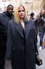 AVRIL LAVIGNE Arrive at Lanvin Show at Paris Fashion Week 03/05/2023