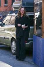 BROOKE SHIELDS Out and About in New York 03/30/2023