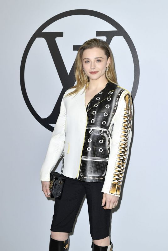 CHLOE MORETZ at Louis Vuitton Womenswear Fall/winter 2023-2024 Show at Paris Fashion Week 03/06/2023