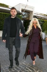 CHRISTINA AGUILERA Leaves Cecconi