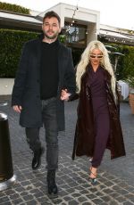 CHRISTINA AGUILERA Leaves Cecconi