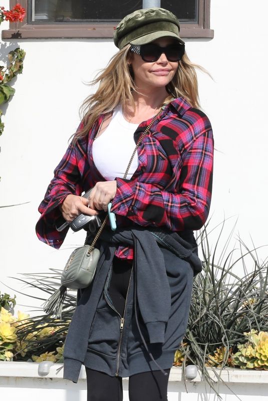 DENISE RICHARDS Out Shopping in Malibu 03/16/2023