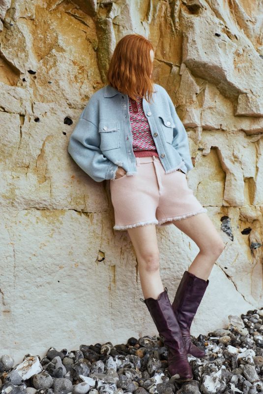 ELLIE BAMBER for Barry Summer Collection 2023