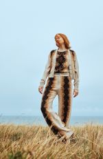 ELLIE BAMBER for Barry Summer Collection 2023