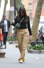 EMILY RATAJKOWSKI Returns to Her Home in New York 03/17/2023