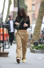 EMILY RATAJKOWSKI Returns to Her Home in New York 03/17/2023