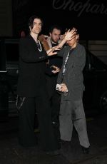 FKA TWIGS Out for Dinner in Paris 03/07/2023