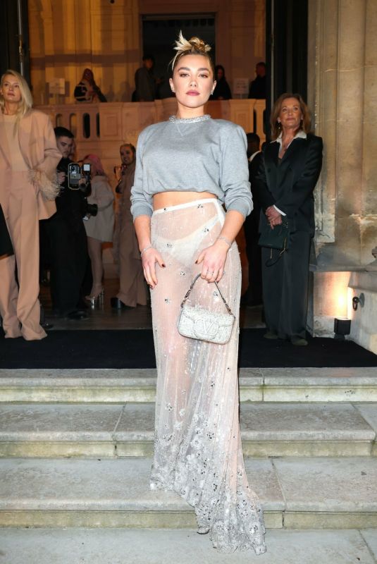 FLORENCE PUGH at Valentino Womenswear Fall/Winter 2023-2024 Show at Paris Fashion Week 03/05/2023