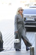 FLORENCE PUGH Out at Paris Fashion Week 03/03/2023