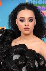 GABRIELLE NEVAEH GREEN at Nickelodeon