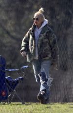 GWEN STEFANI Arrives at Her Son