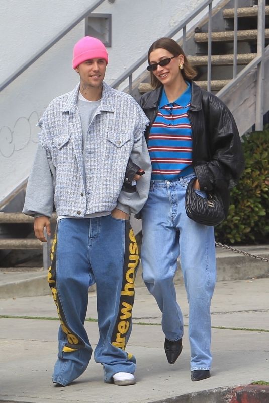 HAILEY and Justin BIEBER Out for Lunch at Great White in West Hollywood 03/13/2023