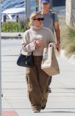 HILARY DUFF Shopping at Whole Foods Market in Studio City 03/04/2023