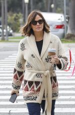 JENNIFER GARNER Back to Her Var After Attending a Parent-Teacher Conference 03/08/2023